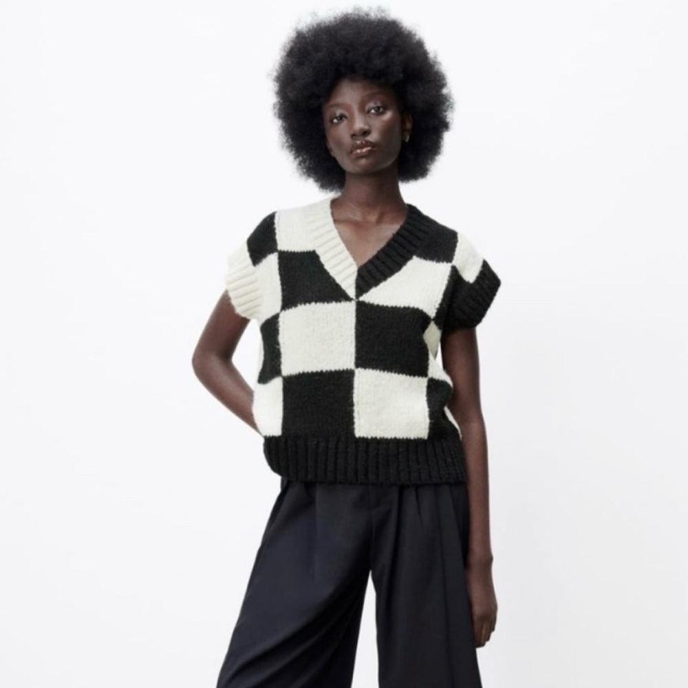 Zara Checkered Knit Vest